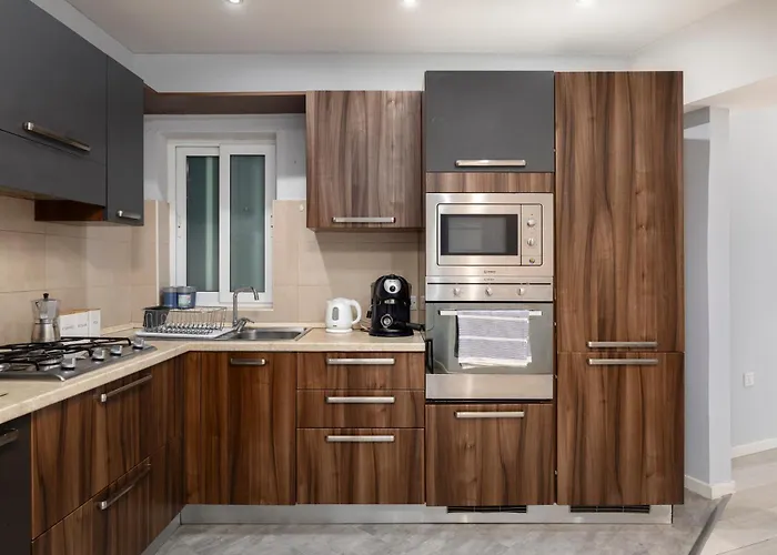 Modern Ensuite Rooms In Shared Apartment Near Balluta Bay Sliema Gzira