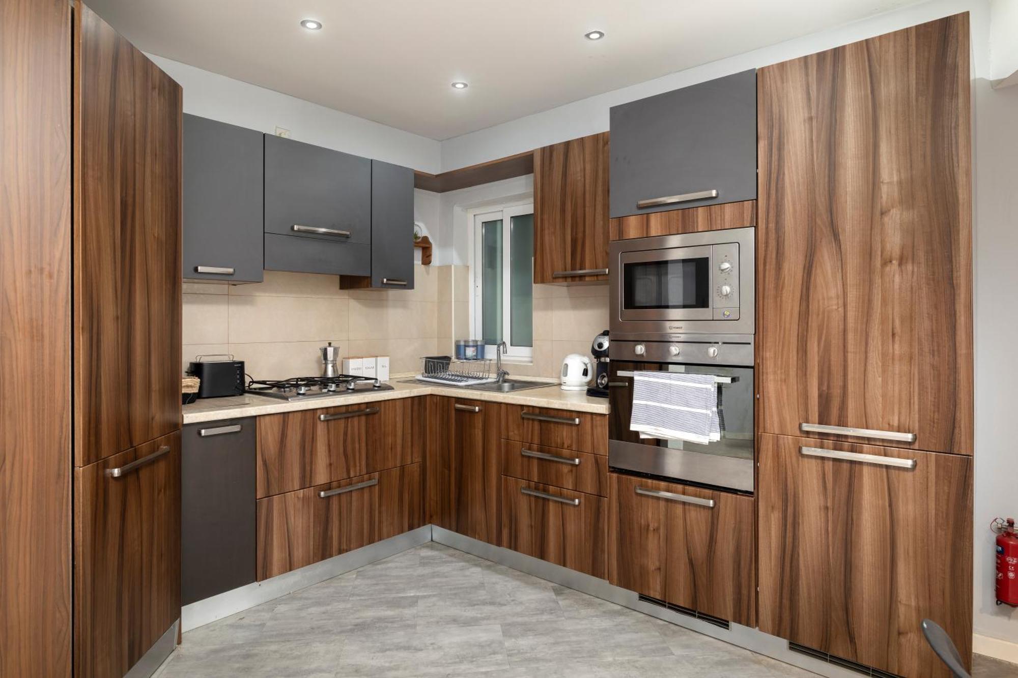 Modern Ensuite In Shared Near Balluta Bay Sliema Gzira San Ġiljan